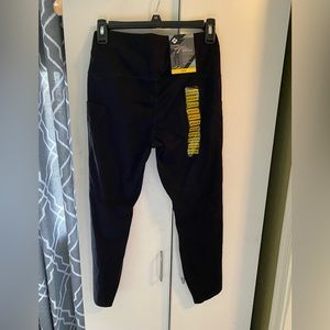 New Everyday Perforated Legging Everyday Wear From Errands to Exercise Size M